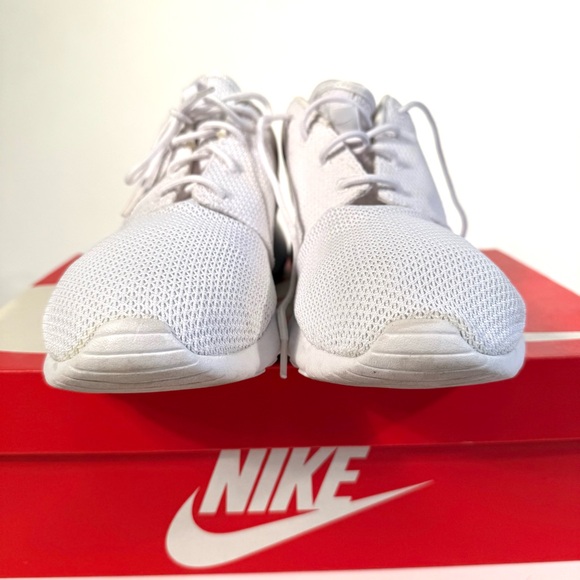 Nike Classic Roshe One White Mesh Minimalist Lifestyle Casual Sneakers - Picture 8 of 14